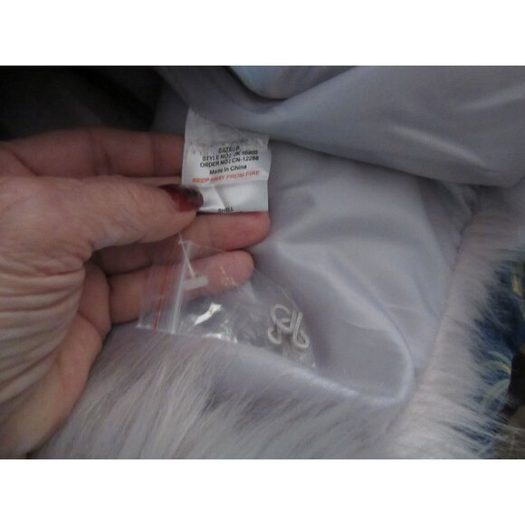 Luna Boutique Gray Faux Fur Short Bomber Jacket Size 8 - Picture 7 of 7